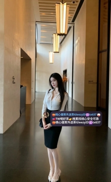 小菲  167.E.27 y.48kg      純天然的E杯大咪咪