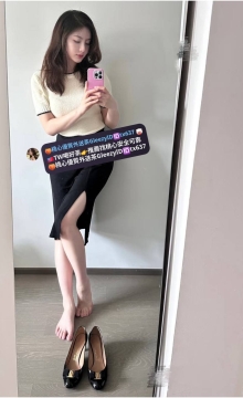 佳佳 160cm 46kg D cup 24歲