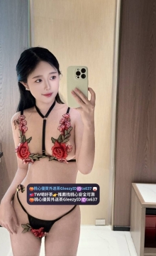 寶莉  165.C.46.26歲     超正櫃台接待小姐姐